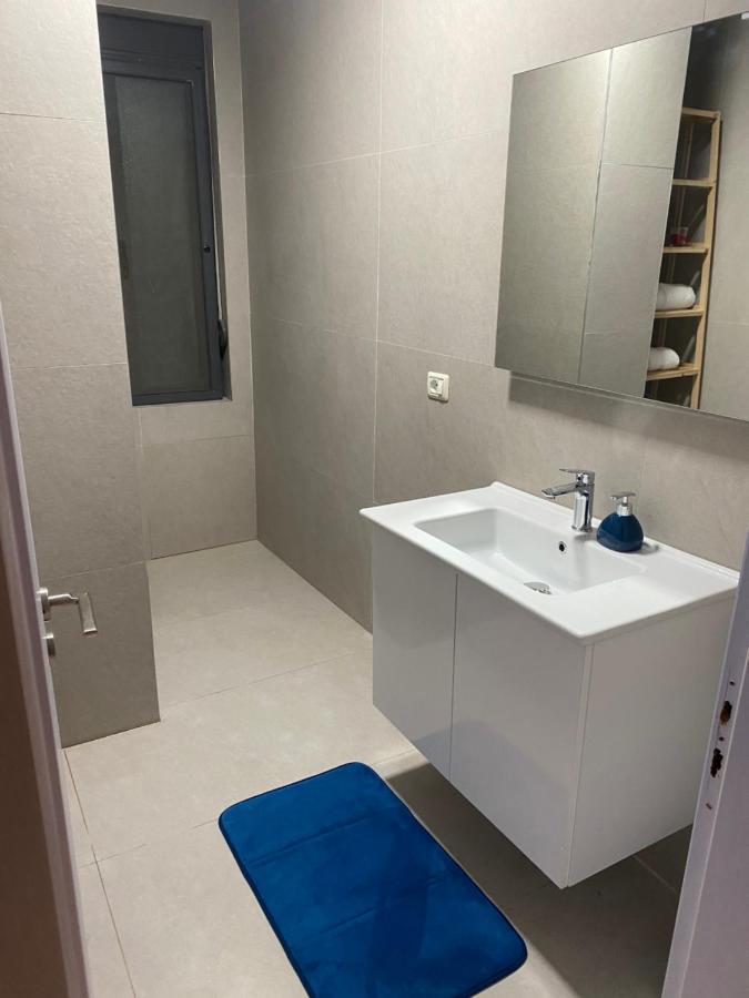 Cheerful 2-Bedroom Apartment In Golem Голем Екстериор снимка