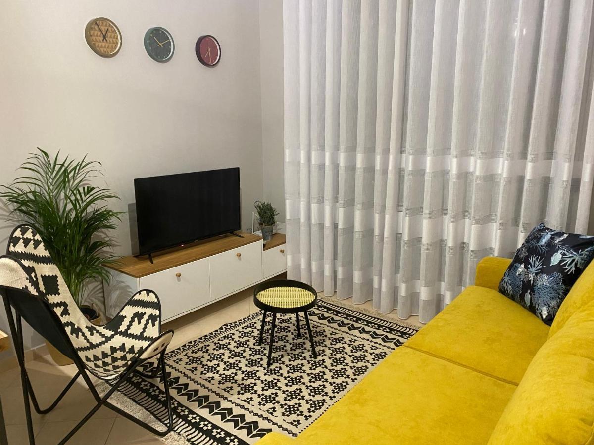 Cheerful 2-Bedroom Apartment In Golem Голем Екстериор снимка