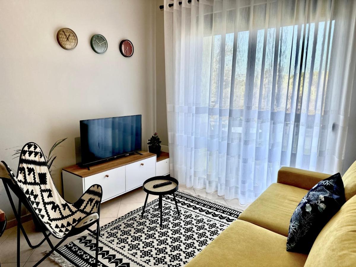 Cheerful 2-Bedroom Apartment In Golem Голем Екстериор снимка